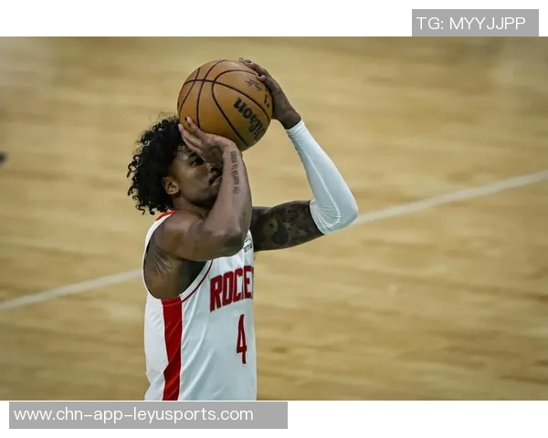 杰伦在关键战役中展现硬实力下半场狂砍30分仅失3球力压当代乔丹