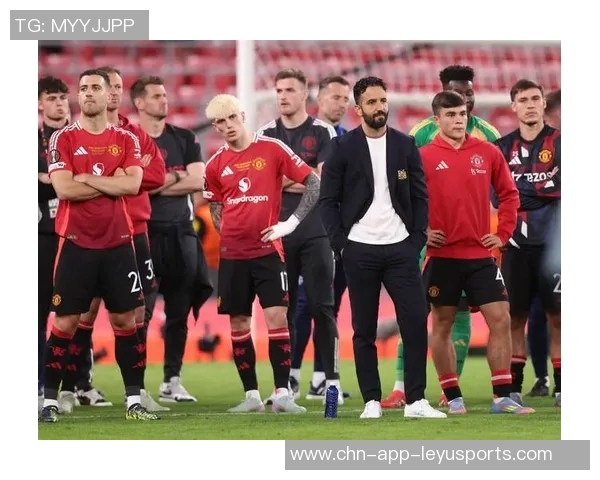 阿莫林执教英超战绩惨淡仅次于澳波却未能收获欧联杯荣耀